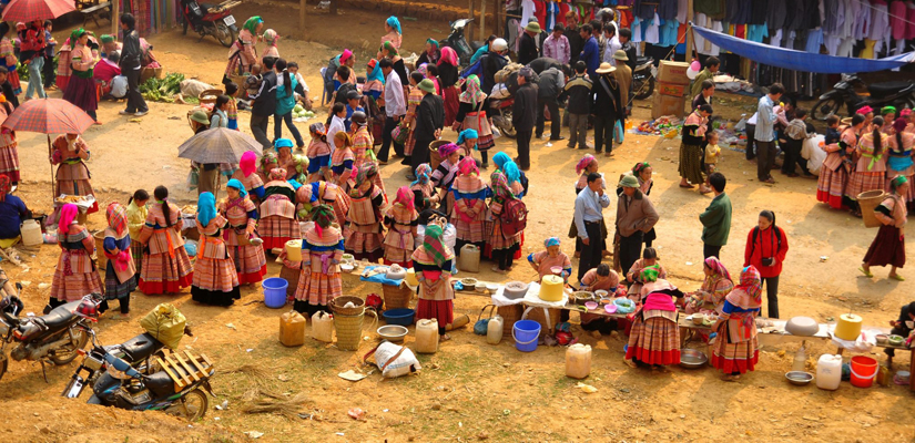 Marche-du-dimanche-a-Lao-Cai