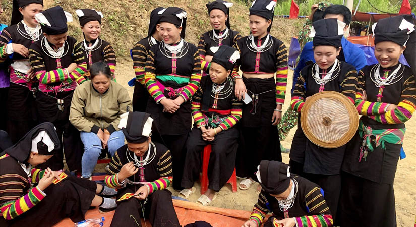 Lo-Lo-noirs-a-Cao-Bang