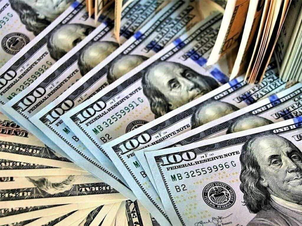 Payer-en-dollars-au-Vietnam