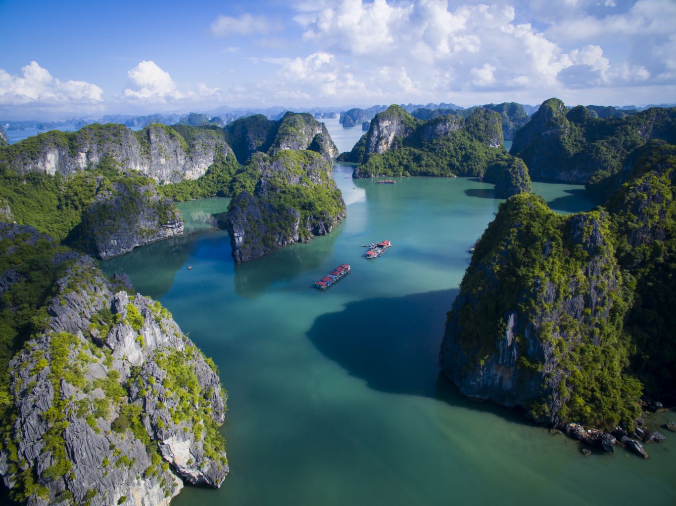 Baie de Bai Tu Long sauvage