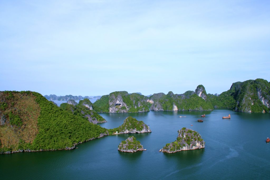 Baie-Bai_Tu-Long