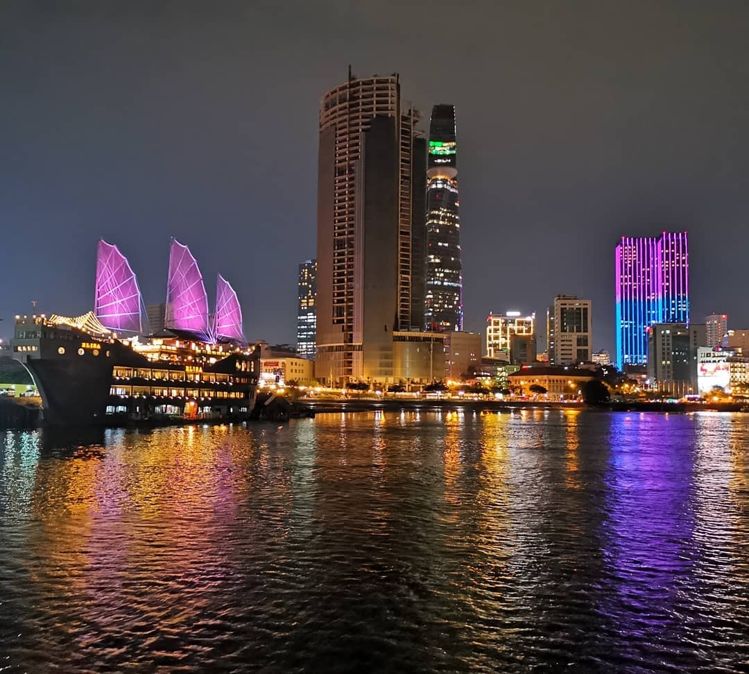 Nocturne-de-Saigon 