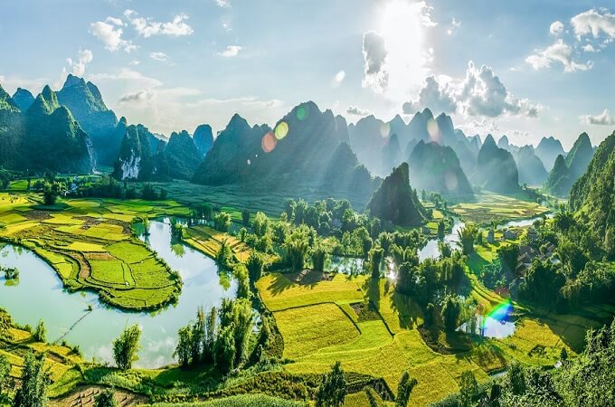 Le trek est un bon moyen de découvrir les trésors cachés de Cao Bang