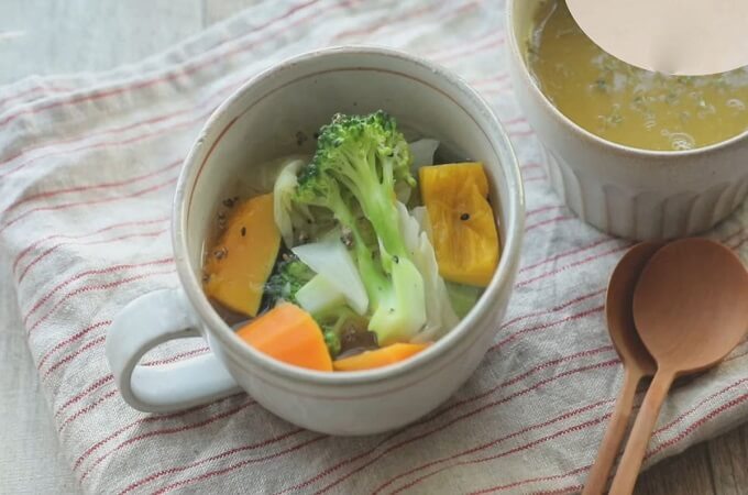 Les soupes maison apportent beaucoup de vitamines, minéraux et fibres