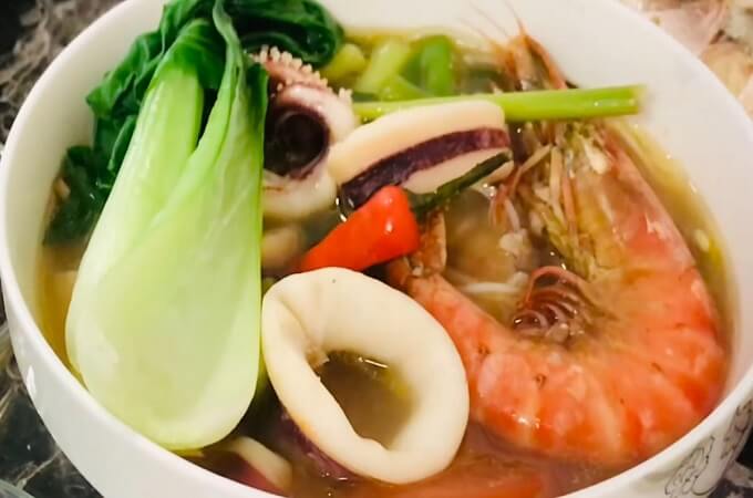 vermicelles de riz aux fruits de mer