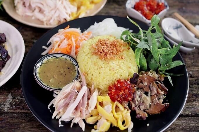 Le riz est choisi pour cuire est généralement un riz de spécialité de la région du centre, Hoi An