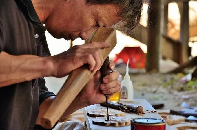Suivre chaque étape de fabrication d’un produit en bois