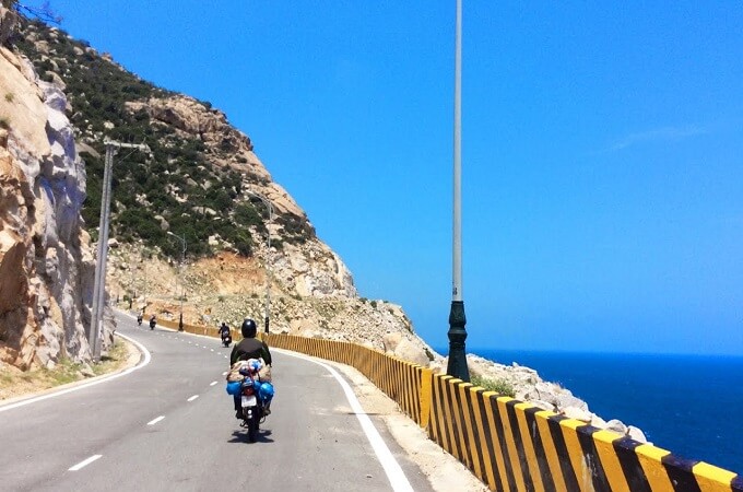 Vinh Hy est facilement accessible par moto