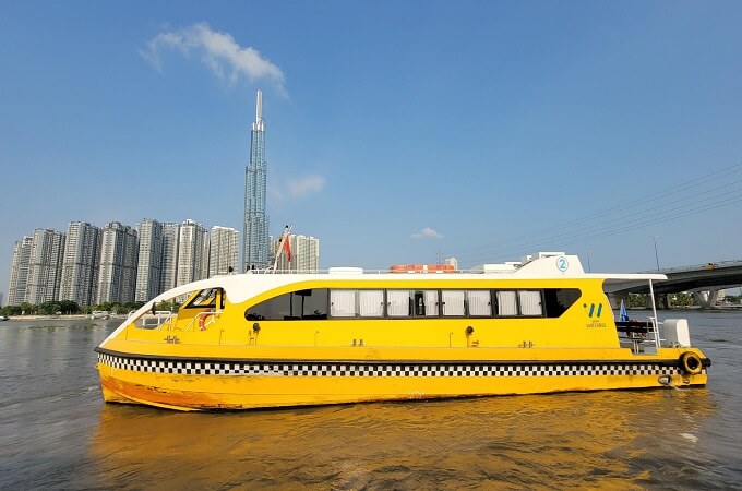 Waterbus ou bus du fleuve
