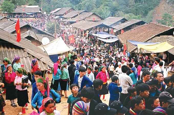 Aller au marché de l'amour de Sapa
