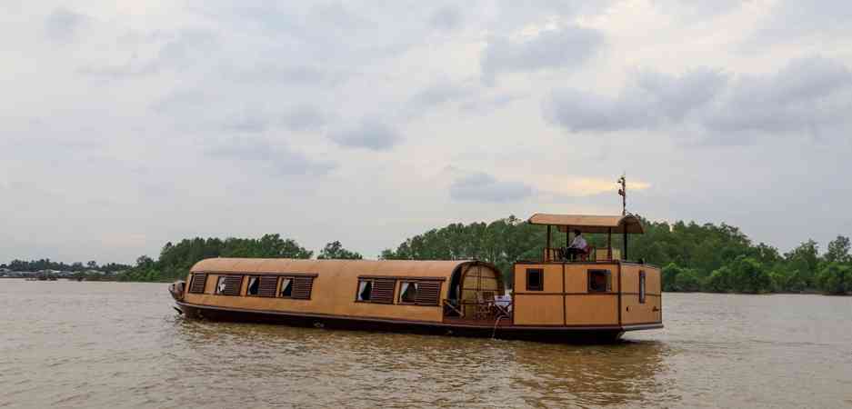 Song_Xanh_sampan