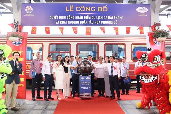 Cérémonie de lancement du nouveau train