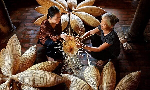 Village artisanal de pièges à poissons Thu Sy