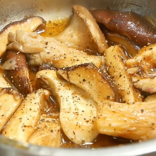 Champignons sautés