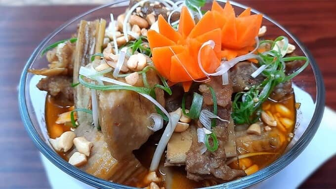 Joli bol de côte de boeuf